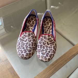 Rothy’s EUC Mocha Spot Loafer Size 9